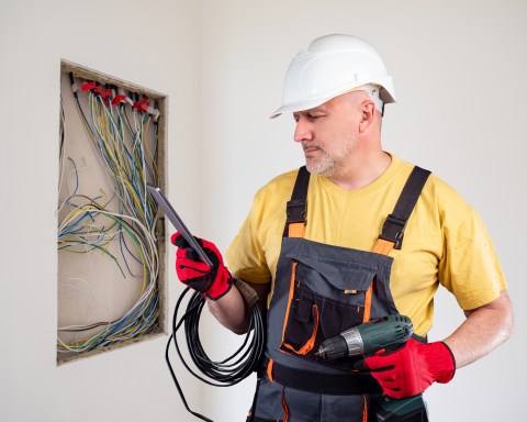 How Can Service Scheduling Apps Streamline Your Business Processes?