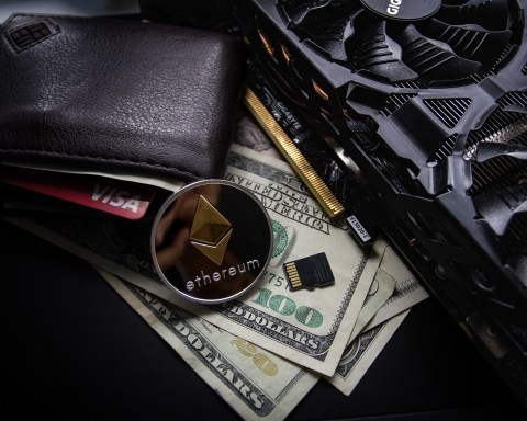 Photo by WorldSpectrum on Pixabay